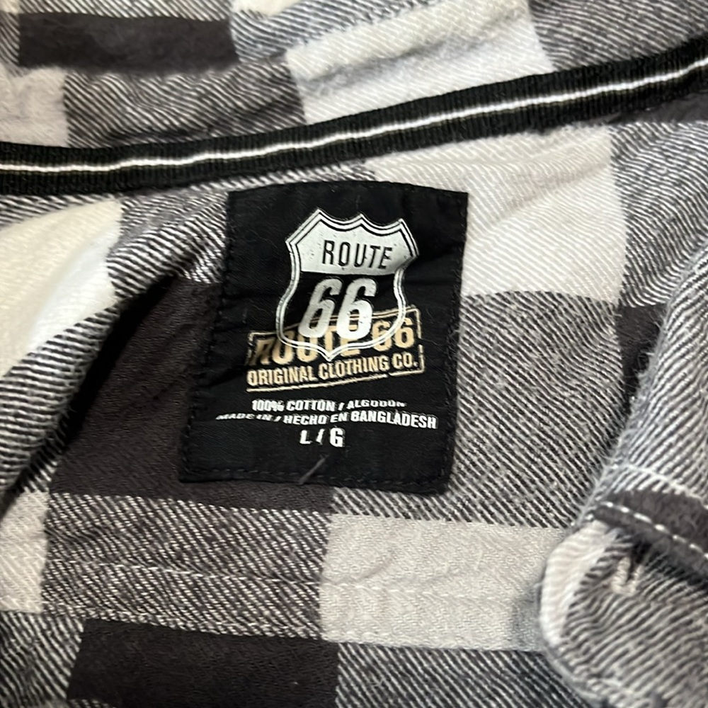 Plaid flannel - Picture 2 of 2